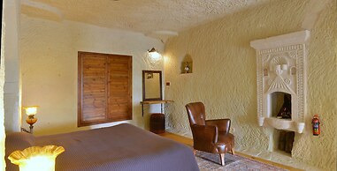 Seki Cave Hotel