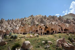 Seki Cave Hotel
