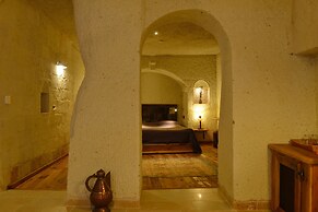 Seki Cave Hotel