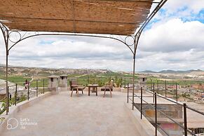 Seki Cave Hotel