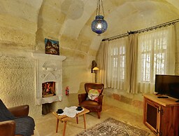 Seki Cave Hotel