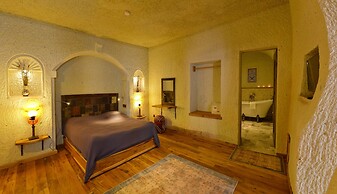 Seki Cave Hotel