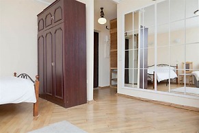 LUXKV Apartment on Kondratyevskiy