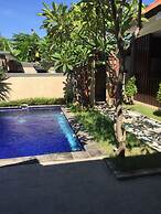Villa Twin Lovina