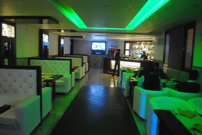 Hotel Mansarover Paradise