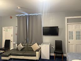 Diamonds Inn Ltd