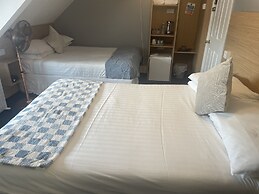 Diamonds Inn Ltd