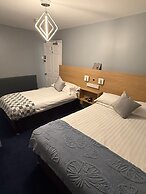 Diamonds Inn Ltd