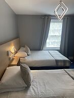 Diamonds Inn Ltd
