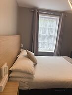 Diamonds Inn Ltd