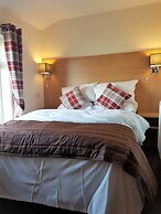 The Cliff Top Inn Hotel