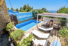 Maria Elena Villas
