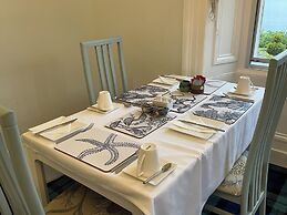 Thistle House Guest House