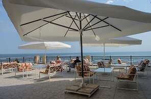 Shihov Hotel