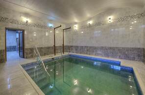 Shihov Hotel