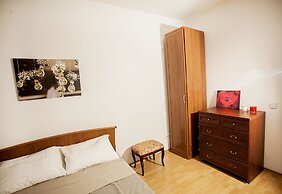 Funny Dolphins Apartments Spasskaya