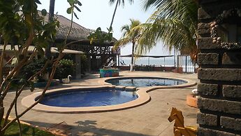 Punta Roca Surf Resort
