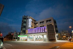 Rainbow Hotel
