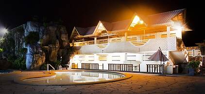 Klir Waterpark Resort