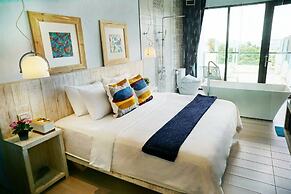 Azure Inn