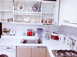 Lee Apartment 1