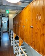 Chillulu Coffee & Hostel