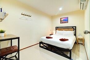 Red Pin Inn