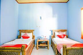 OYO 1662 Zury Homestay