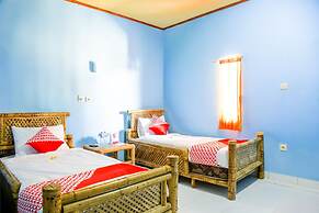 OYO 1662 Zury Homestay