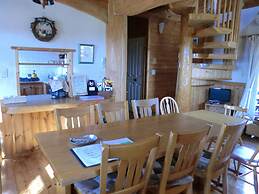 Lassy Condominium