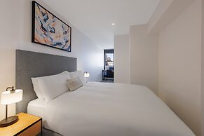Flinders Luxury Penthouse
