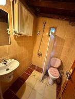 Tokmak Guest House