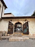 Tokmak Guest House