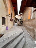Tokmak Guest House
