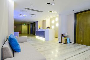 9H Hotel