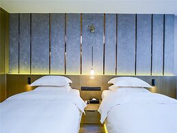 9H Hotel