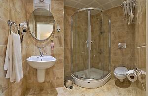 Fuar Hotel
