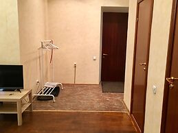 LUXKV Apartment on Kievskaya