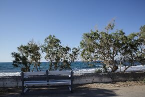 Irene Beach Apartments