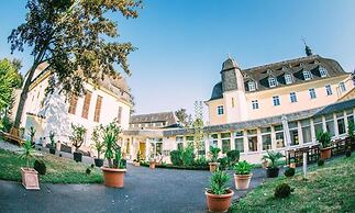 CAREA Schlosshotel Domäne Walberberg