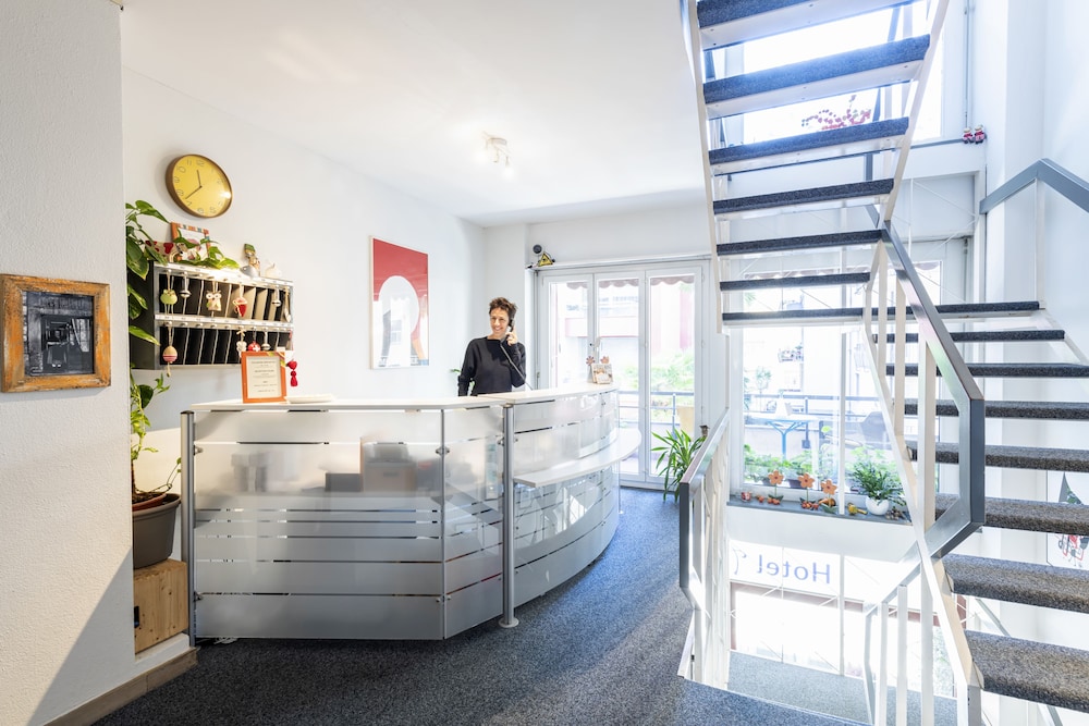 HOTEL ATLANTICO self check-in