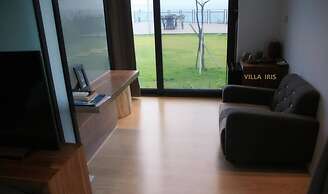 Villa Iris