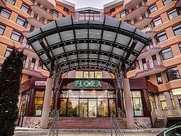 Flora hotel apartments