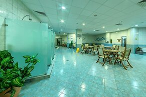 Flora hotel apartments