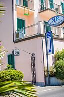 Riviera Residence
