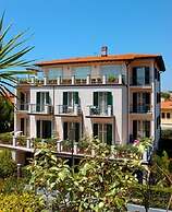 Riviera Residence