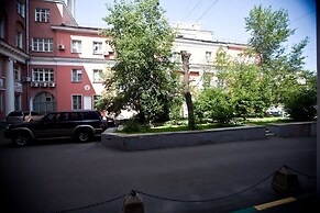 Kvart Boutique Smolenskaya