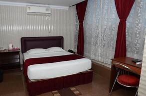 Hotel Raj Palace