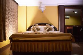 Hotel Raj Palace