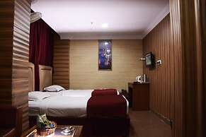 Hotel Raj Palace
